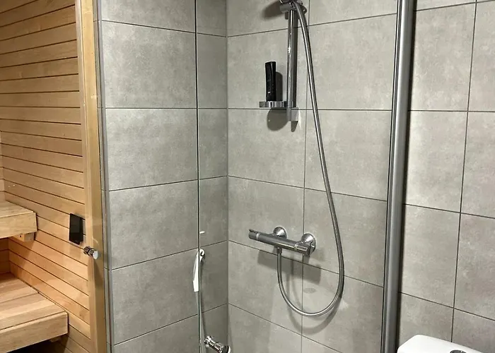 New 42 Square Feet Two Bedrooms With Sauna For Six Daire *